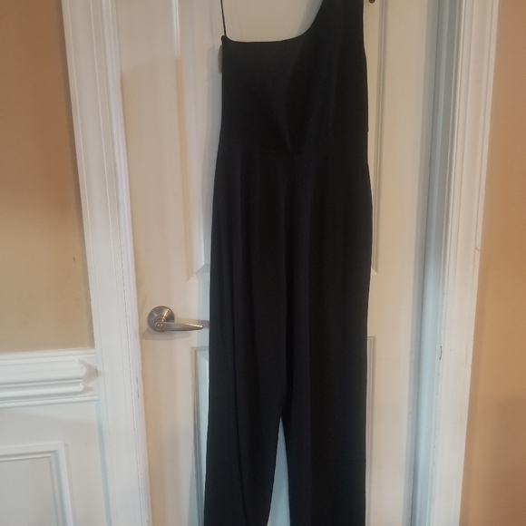 Dress the population Tiffany Asymmetric Stretch Crepe Wide-Leg Jumpsuit  Size L - Picture 2 of 7